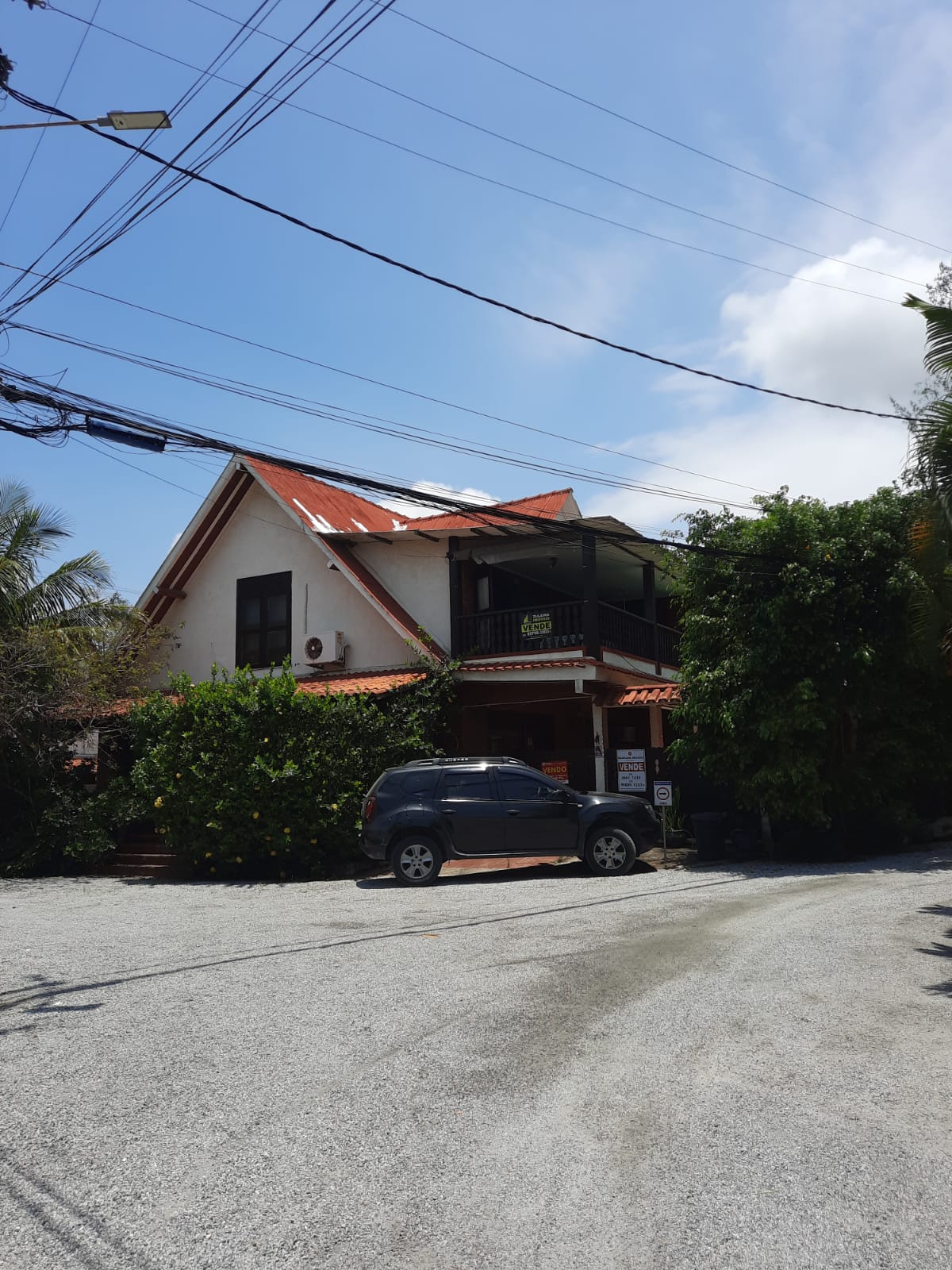 Vendo Linda Casa Rústica em Iguaba Grande, Margeando a Lagoa